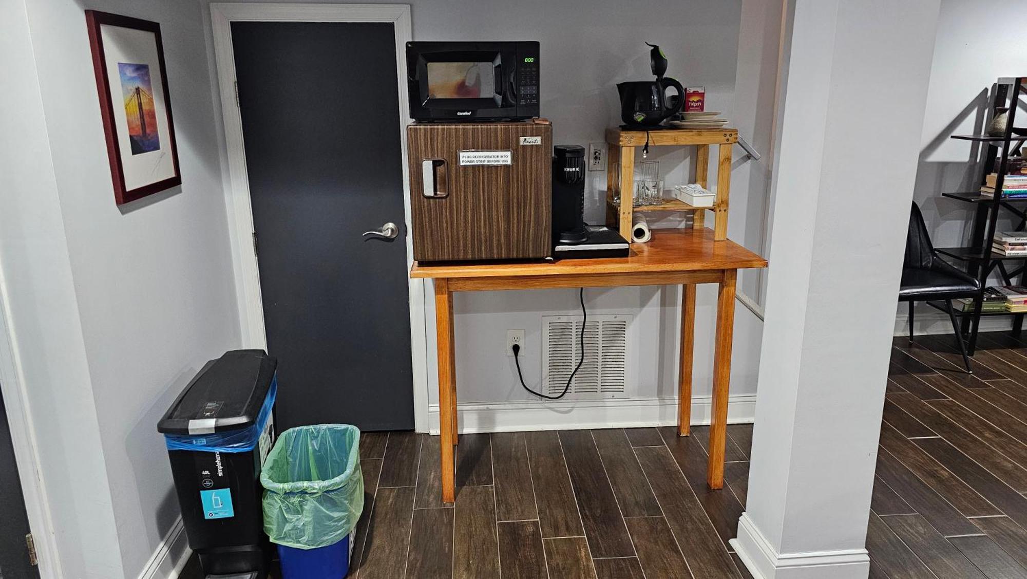 English Basement Suite In Petworth, Washington, Dc -- Free Off-Street Parking, Walk To Metro And Restaurants Esterno foto