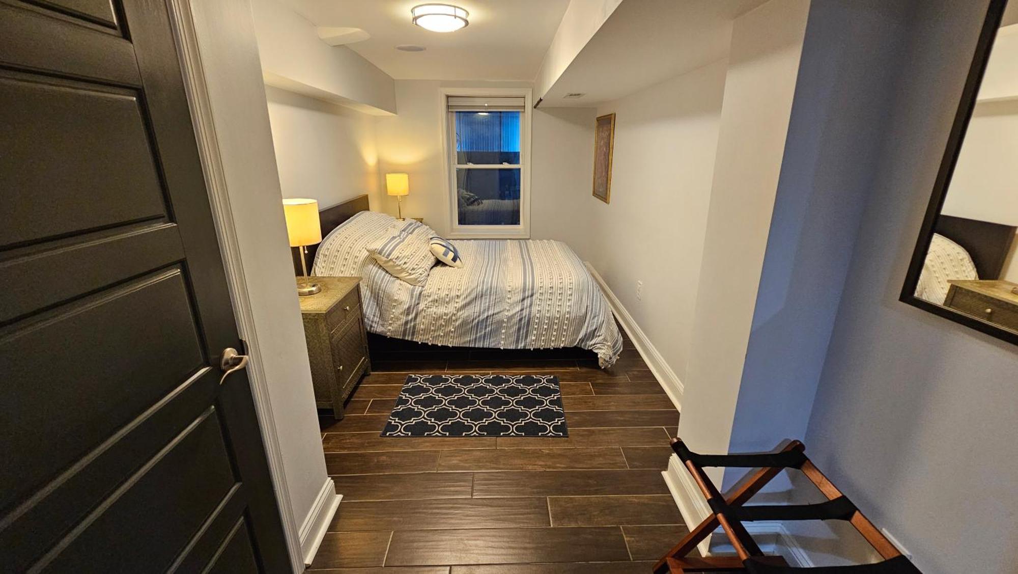 English Basement Suite In Petworth, Washington, Dc -- Free Off-Street Parking, Walk To Metro And Restaurants Esterno foto